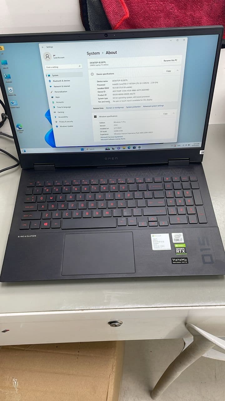 HP Omen 15 (Core i7 10th Gen, 16GB RAM, 1TB SSD, RTX 2060 6GB) – Gaming Powerhouse Redefined.